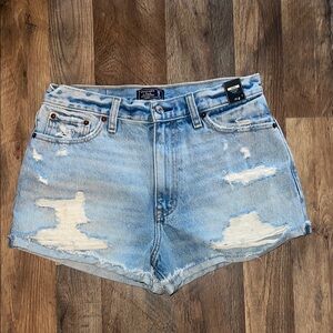 Abercrombie NWT Annie High Rise Denim Shorts size 6